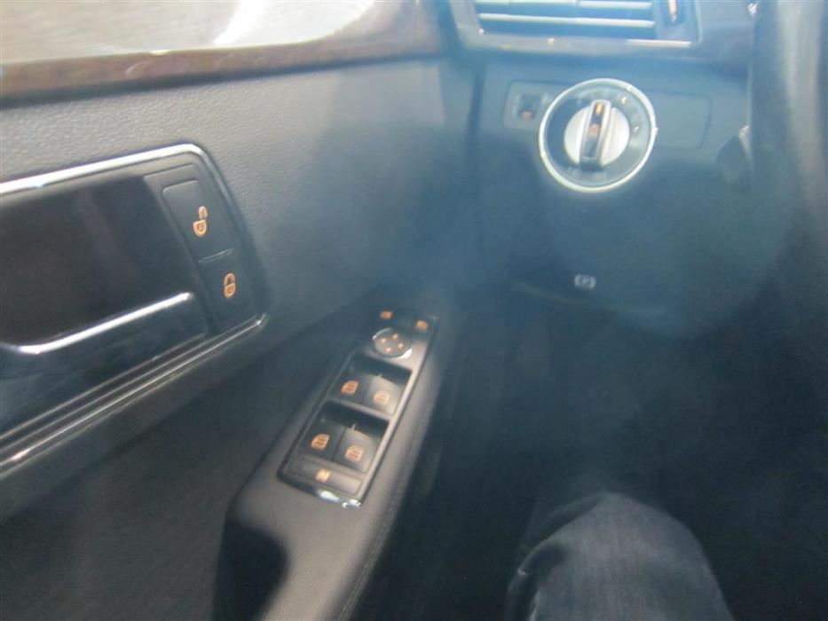 Mercedes-Benz E 2010