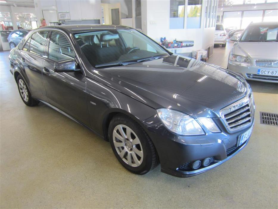 Mercedes-Benz E 2010