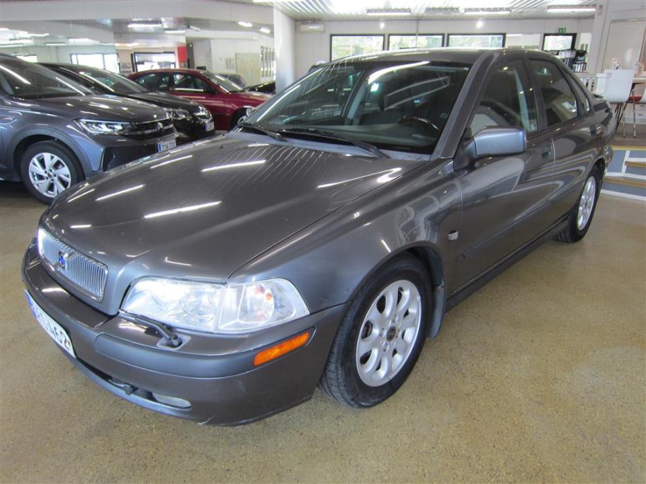 Volvo S40 2002