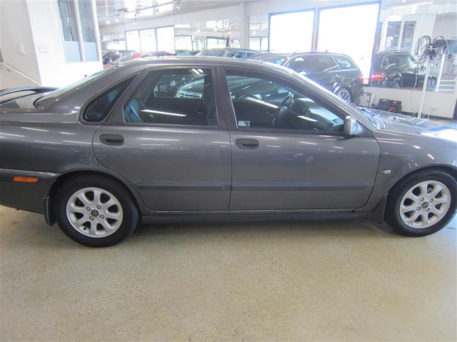 Volvo S40 2002