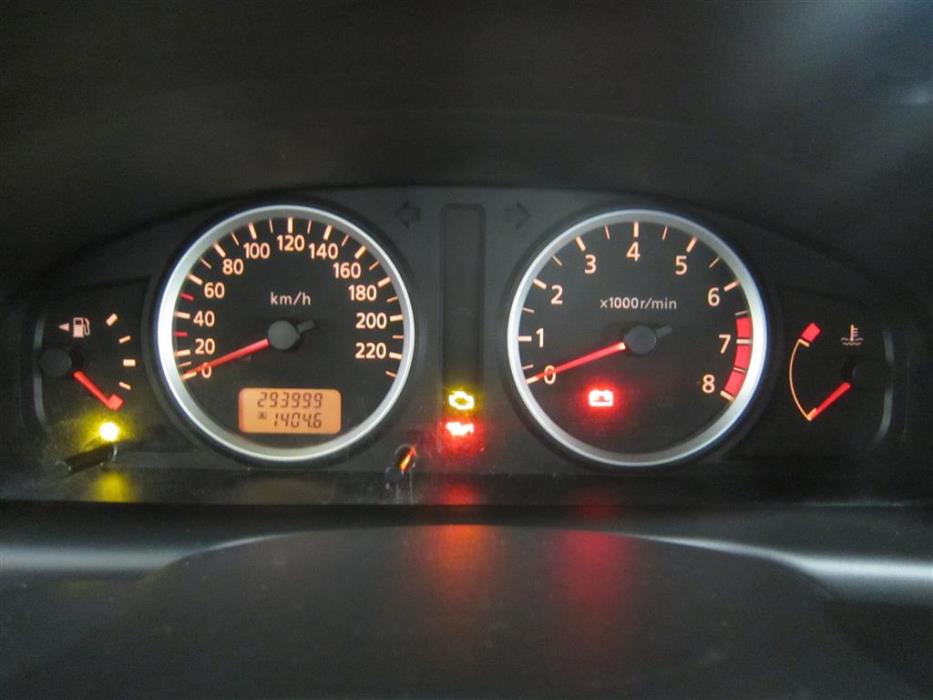 Nissan Almera 2005