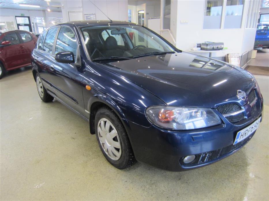 Nissan Almera 2005
