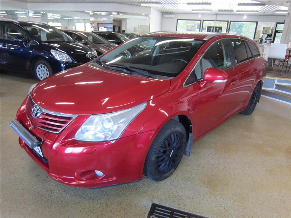Toyota Avensis 2010