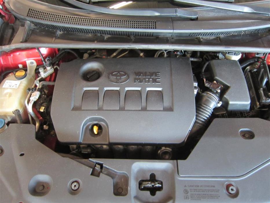 Toyota Avensis 2010