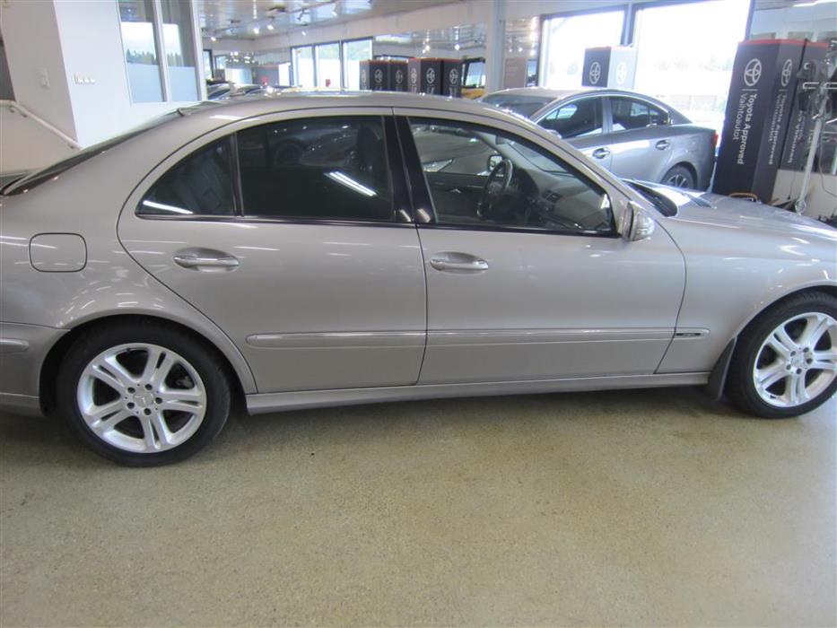 Mercedes-Benz E 2007