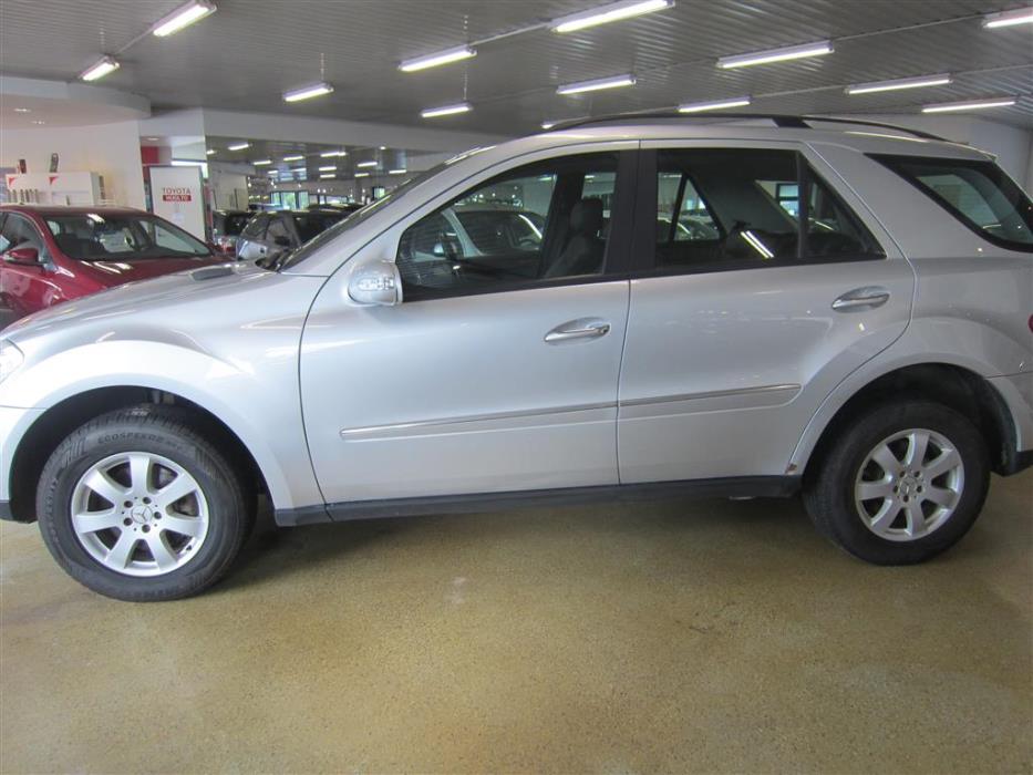 Mercedes-Benz ML 2006