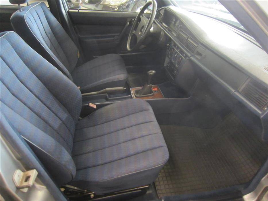 Mercedes-Benz 190 1990