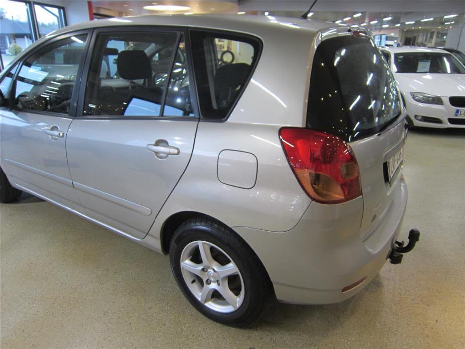 Toyota Corolla Verso 2002