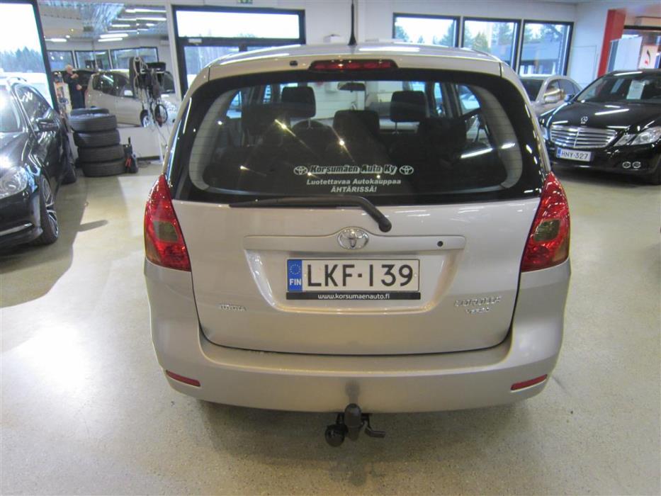 Toyota Corolla Verso 2002