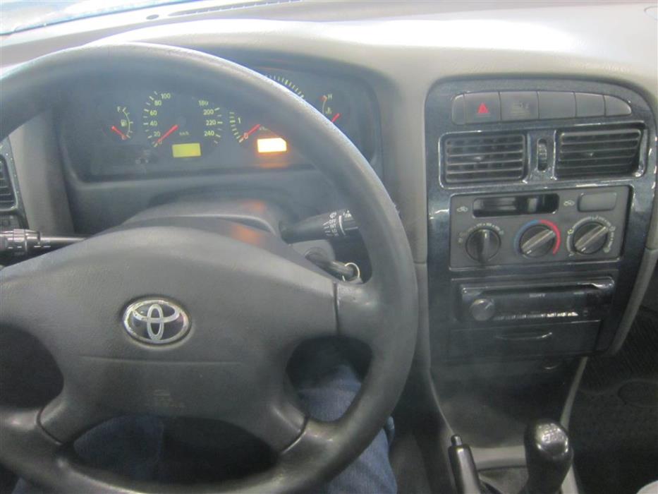Toyota Avensis 1999