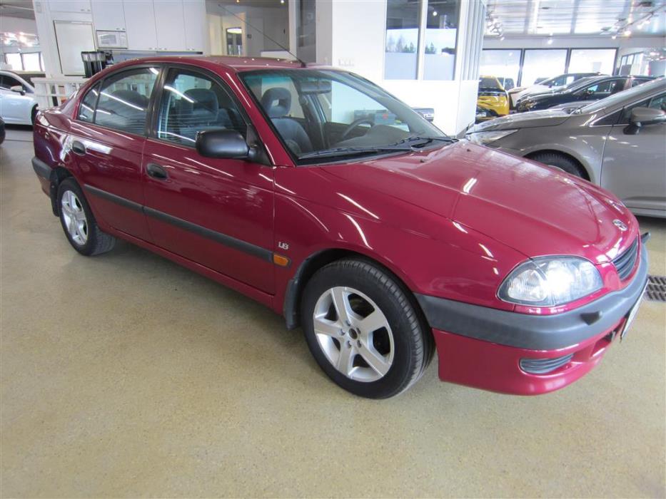Toyota Avensis 1998