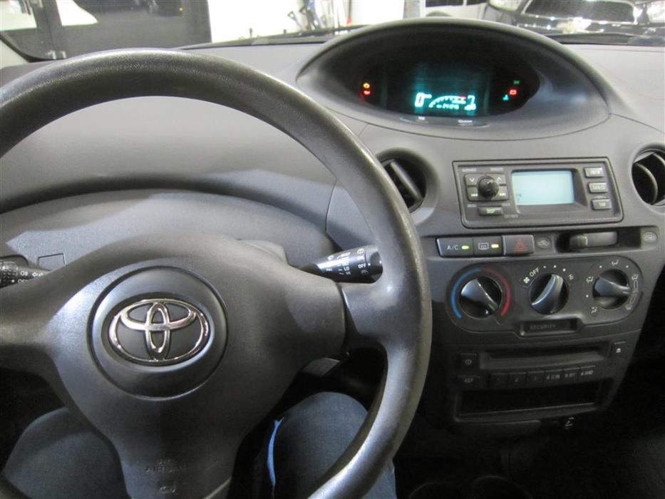 Toyota Yaris 2005