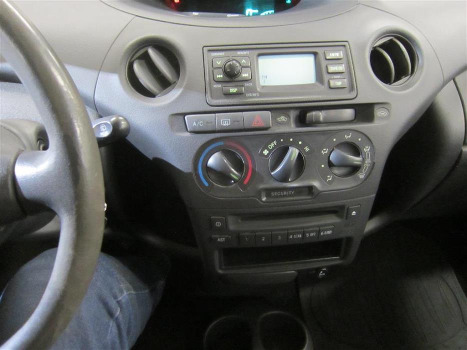 Toyota Yaris 2005