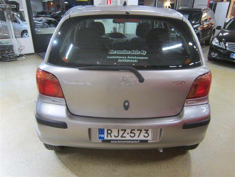Toyota Yaris 2005