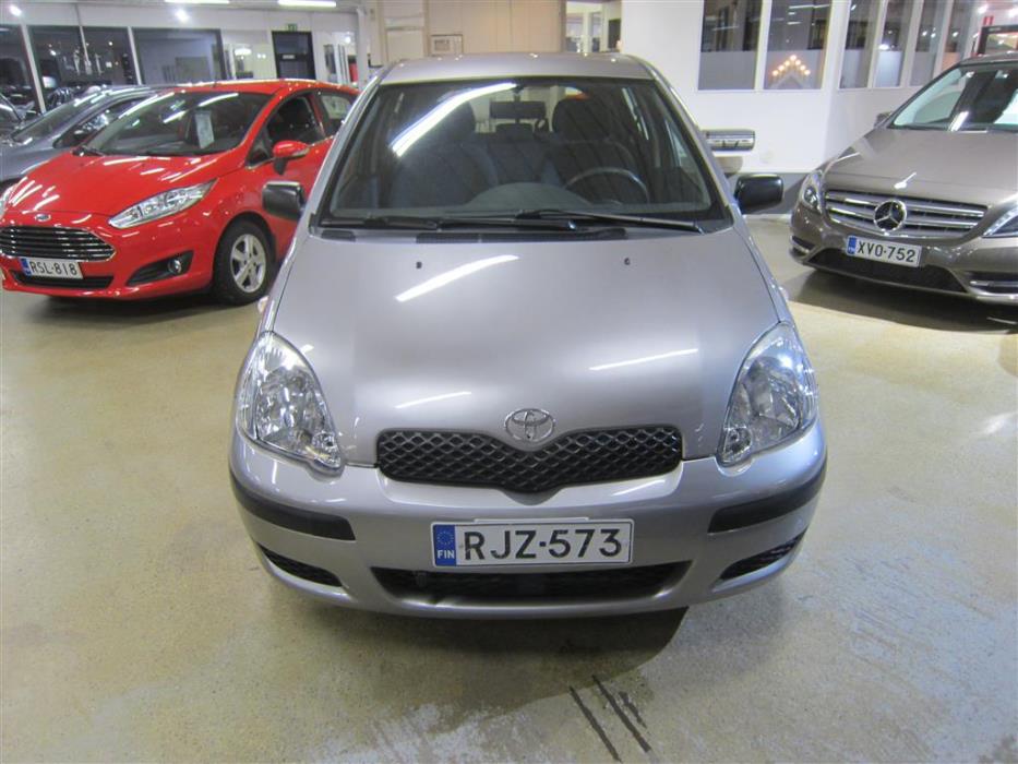 Toyota Yaris 2005