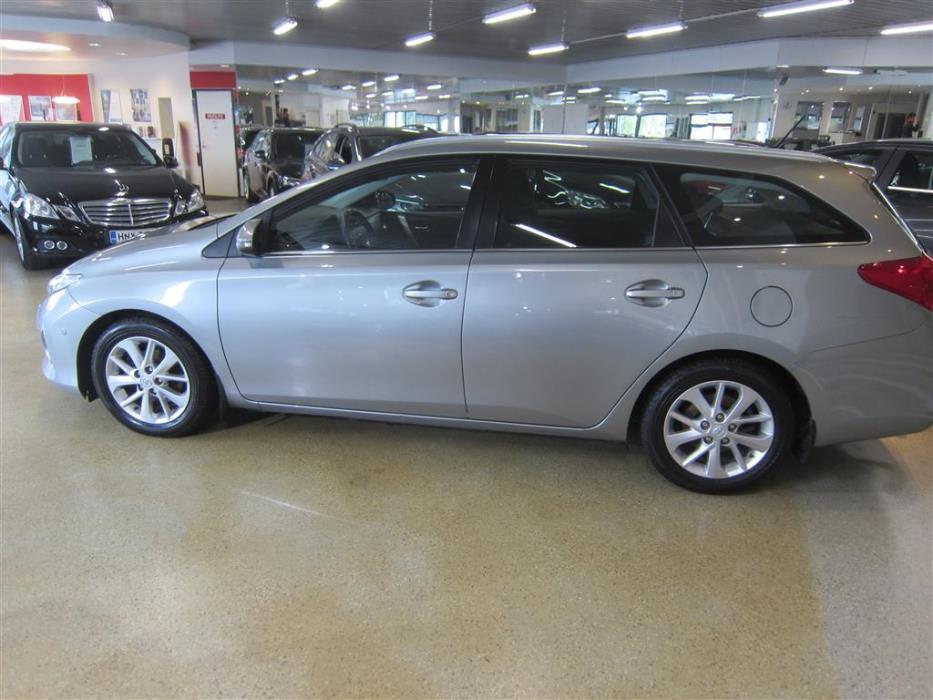 Toyota Auris 2014