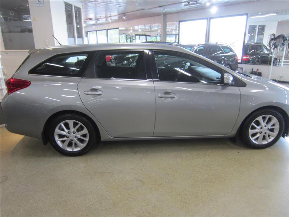 Toyota Auris 2014