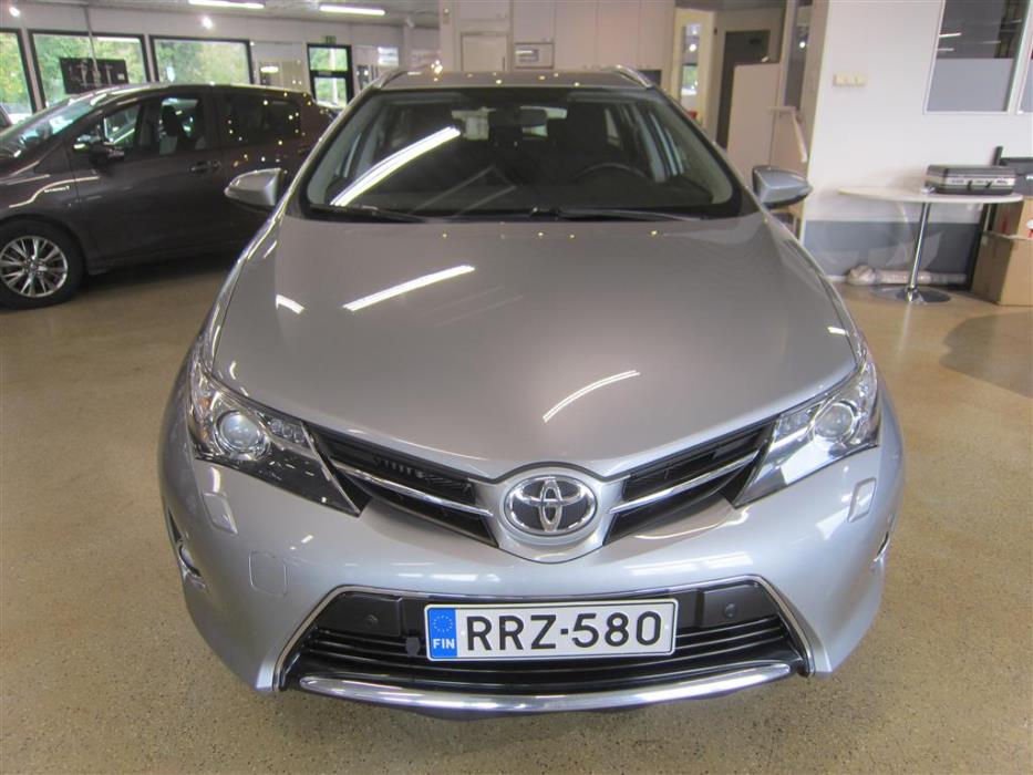 Toyota Auris 2014