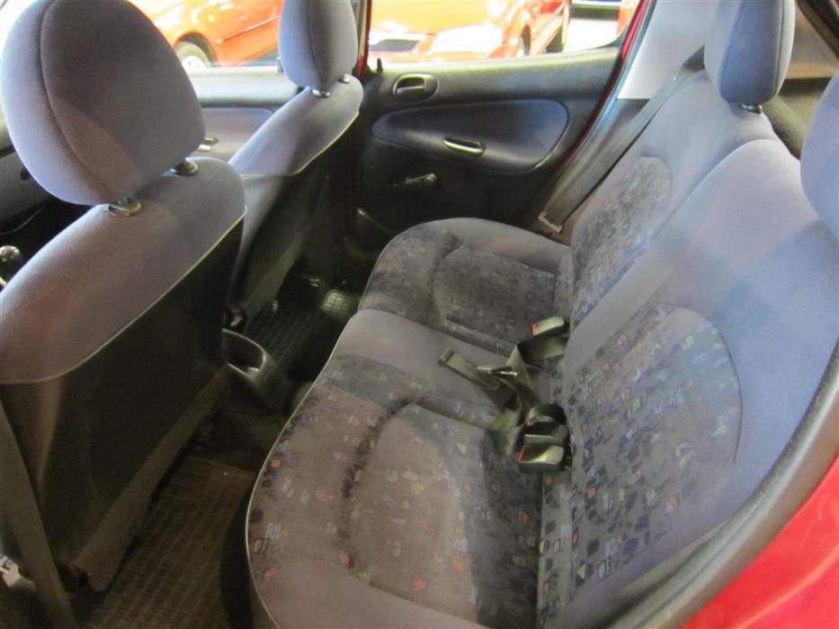 Peugeot 206 2000