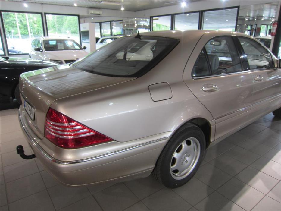Mercedes-Benz S 2003