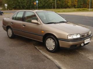 Nissan Primera 1990
