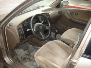 Nissan Primera 1990