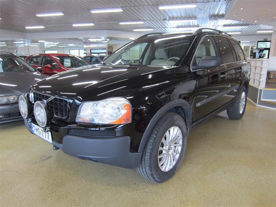 Volvo XC90 2004