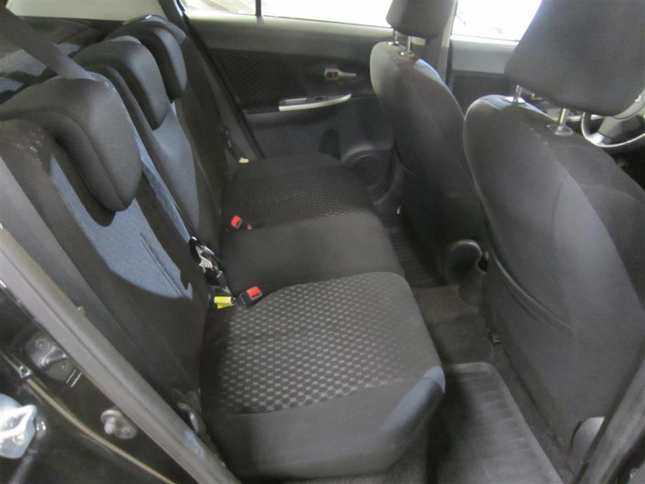 Toyota Urban Cruiser 2010