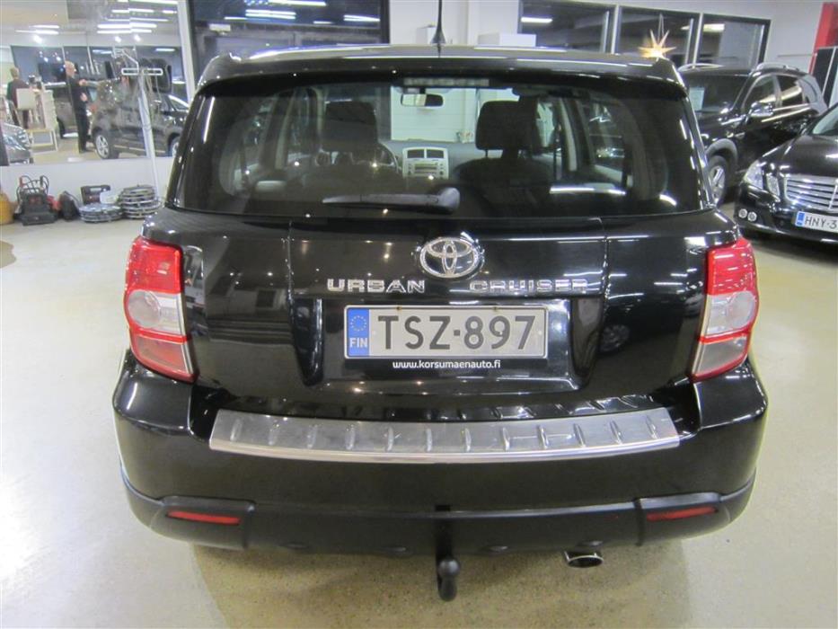Toyota Urban Cruiser 2010
