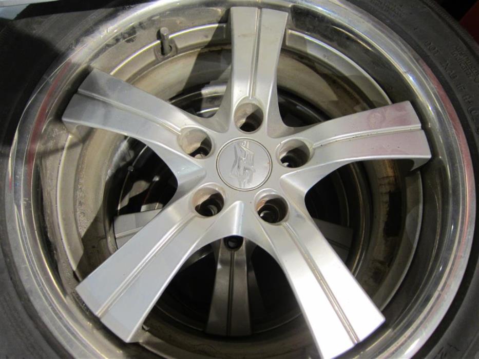 Mercedes-Benz E 2003