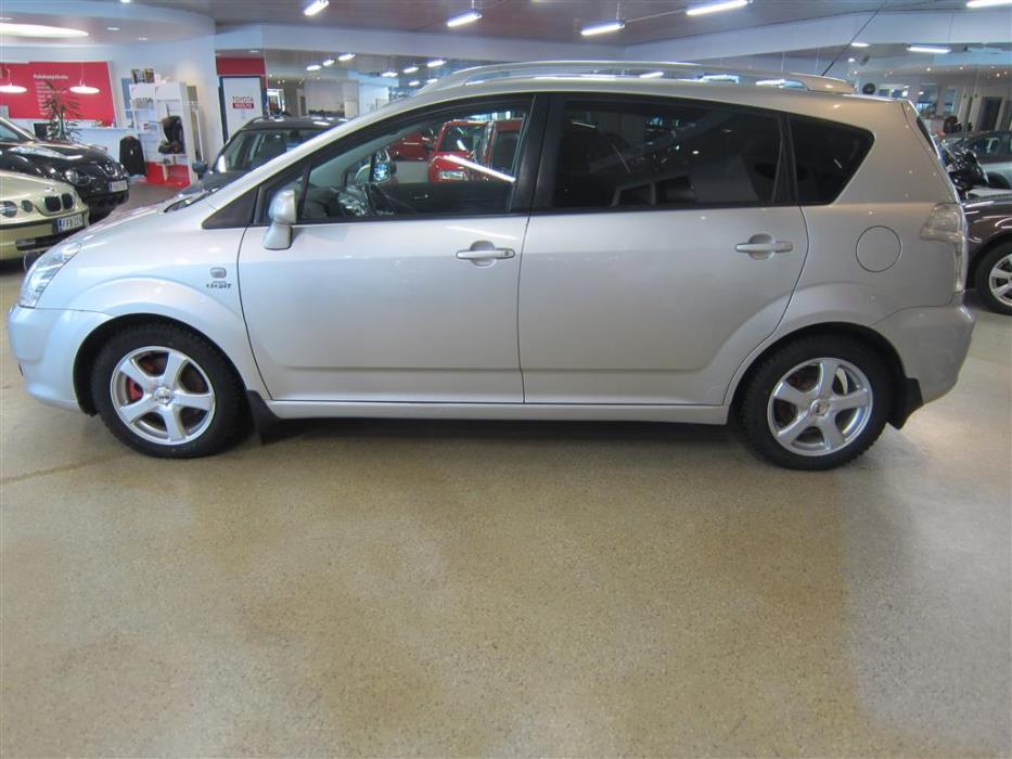 Toyota Corolla Verso 2006