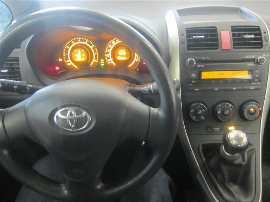 Toyota Auris 2008