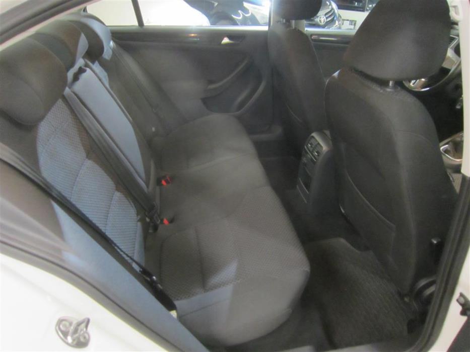 Volkswagen Jetta 2011