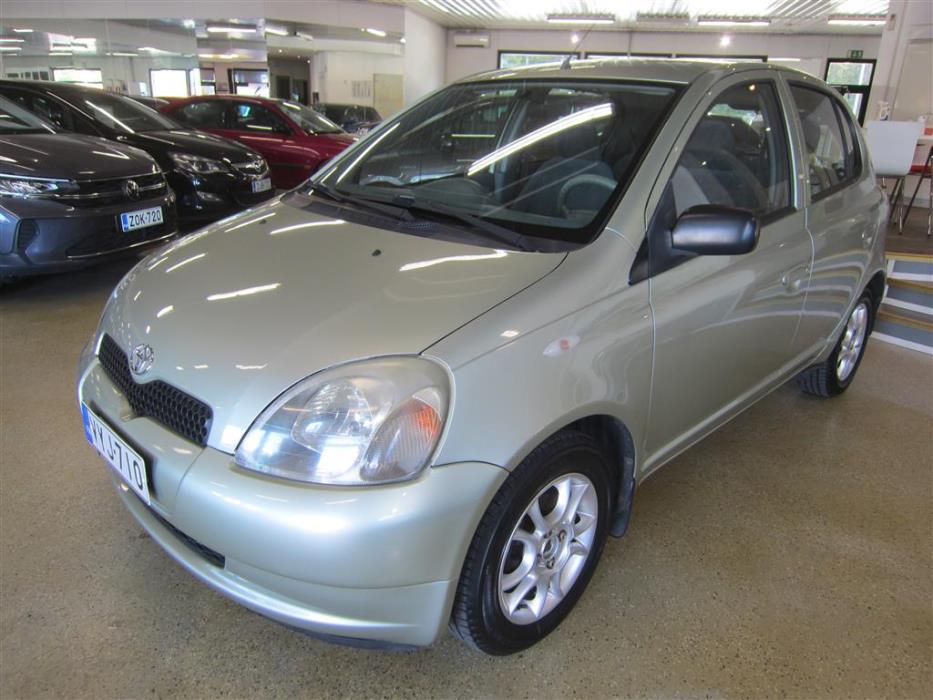 Toyota Yaris 2001