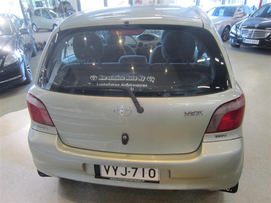Toyota Yaris 2001