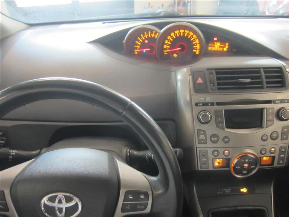 Toyota Verso 2009