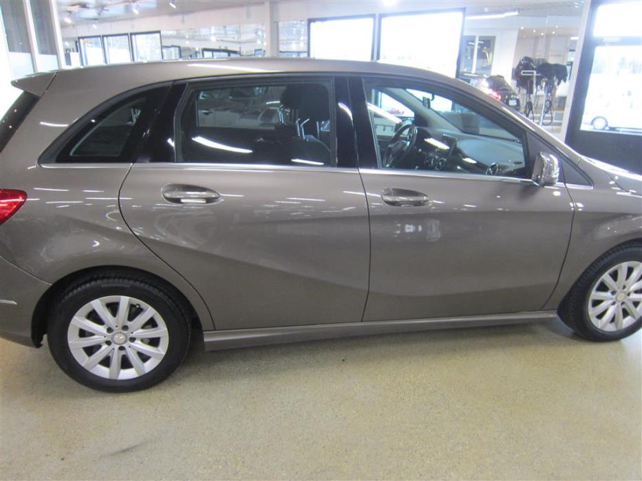Mercedes-Benz B 2014