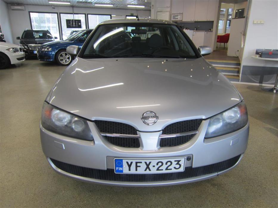Nissan Almera 2005