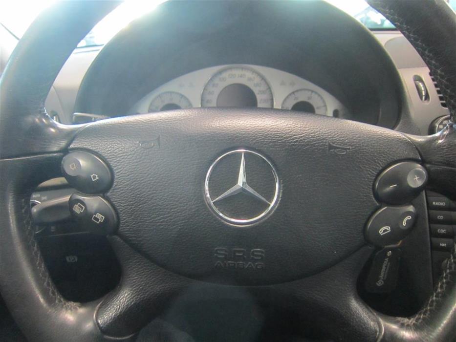Mercedes-Benz E 2008