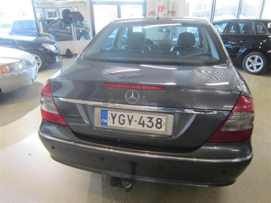 Mercedes-Benz E 2008
