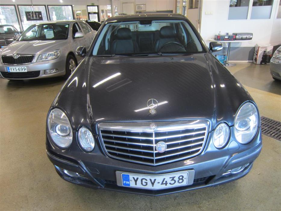 Mercedes-Benz E 2008