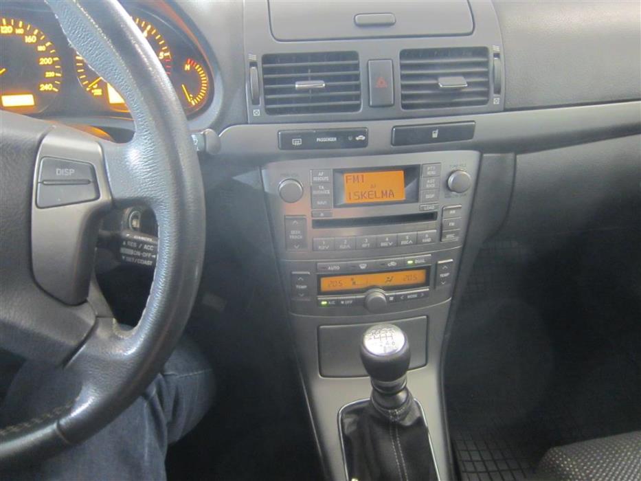 Toyota Avensis 2006