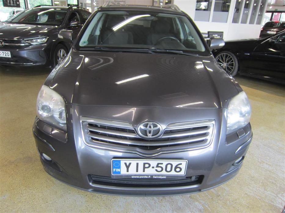 Toyota Avensis 2006