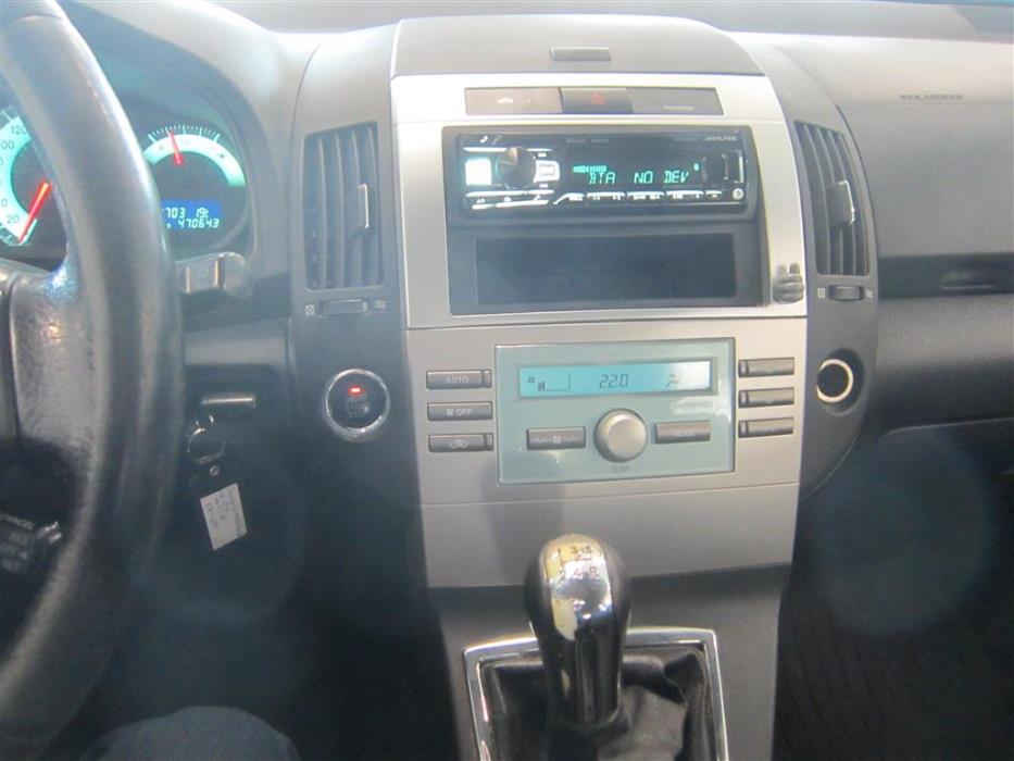 Toyota Corolla Verso 2005