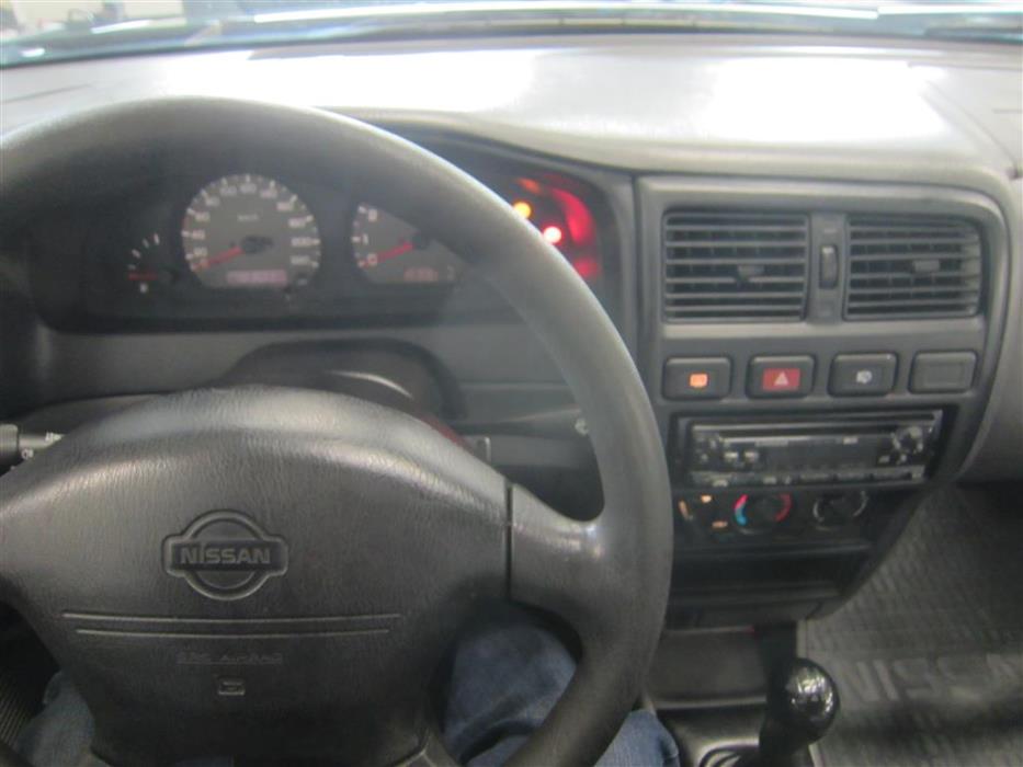 Nissan Almera 1999