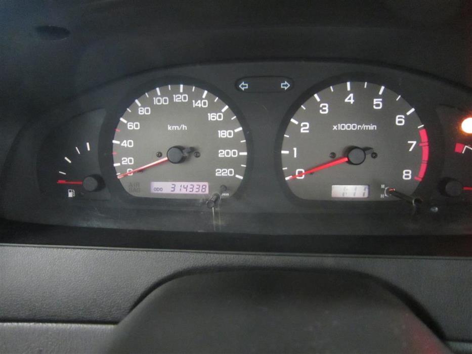 Nissan Almera 1999