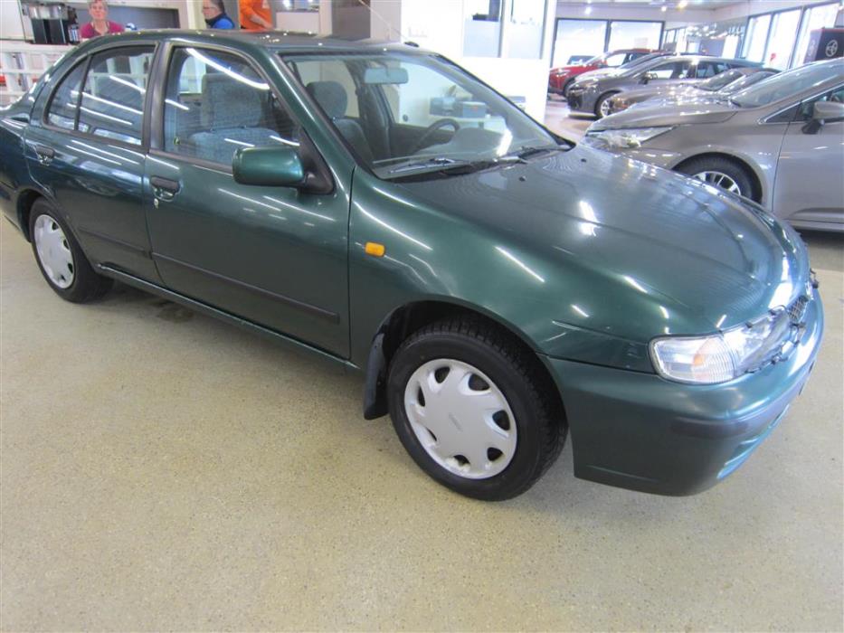 Nissan Almera 1999