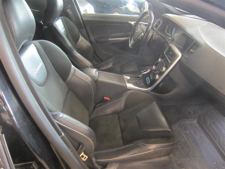 Volvo V60 2015
