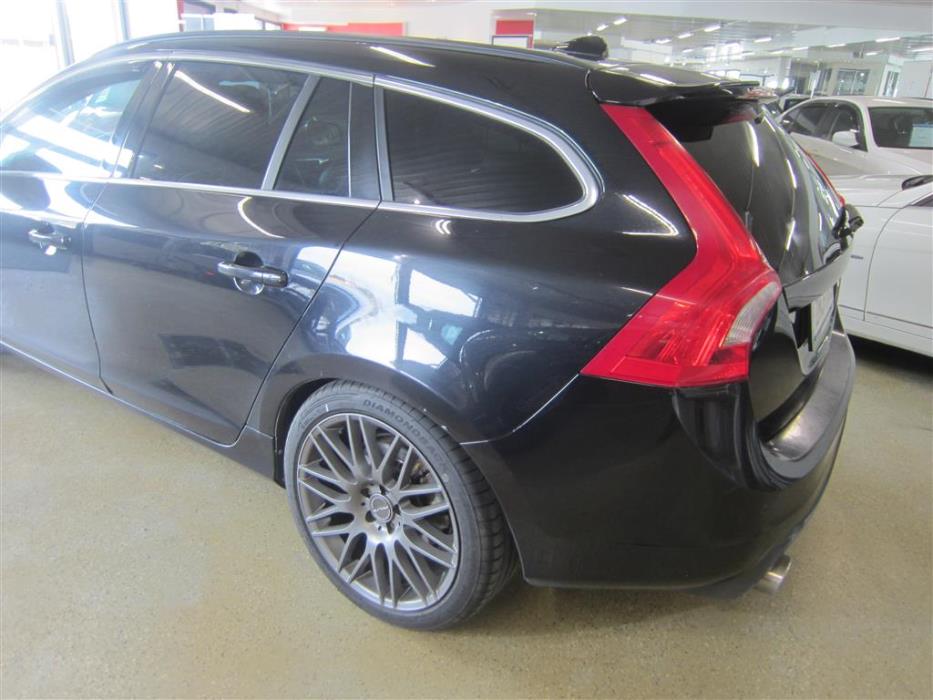 Volvo V60 2015