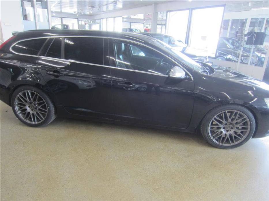 Volvo V60 2015